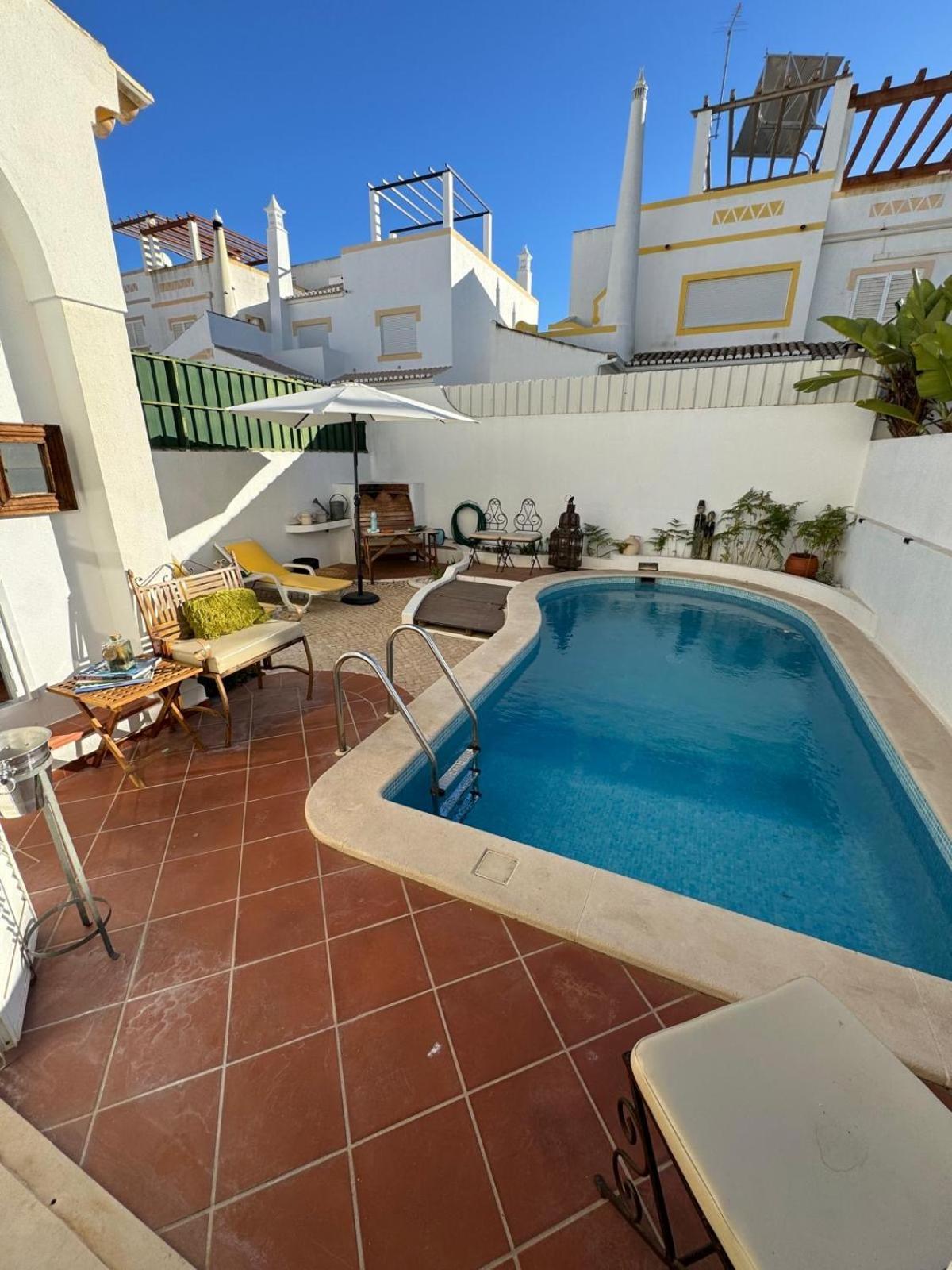 Villa 46 Hostel Лагуш Екстер'єр фото