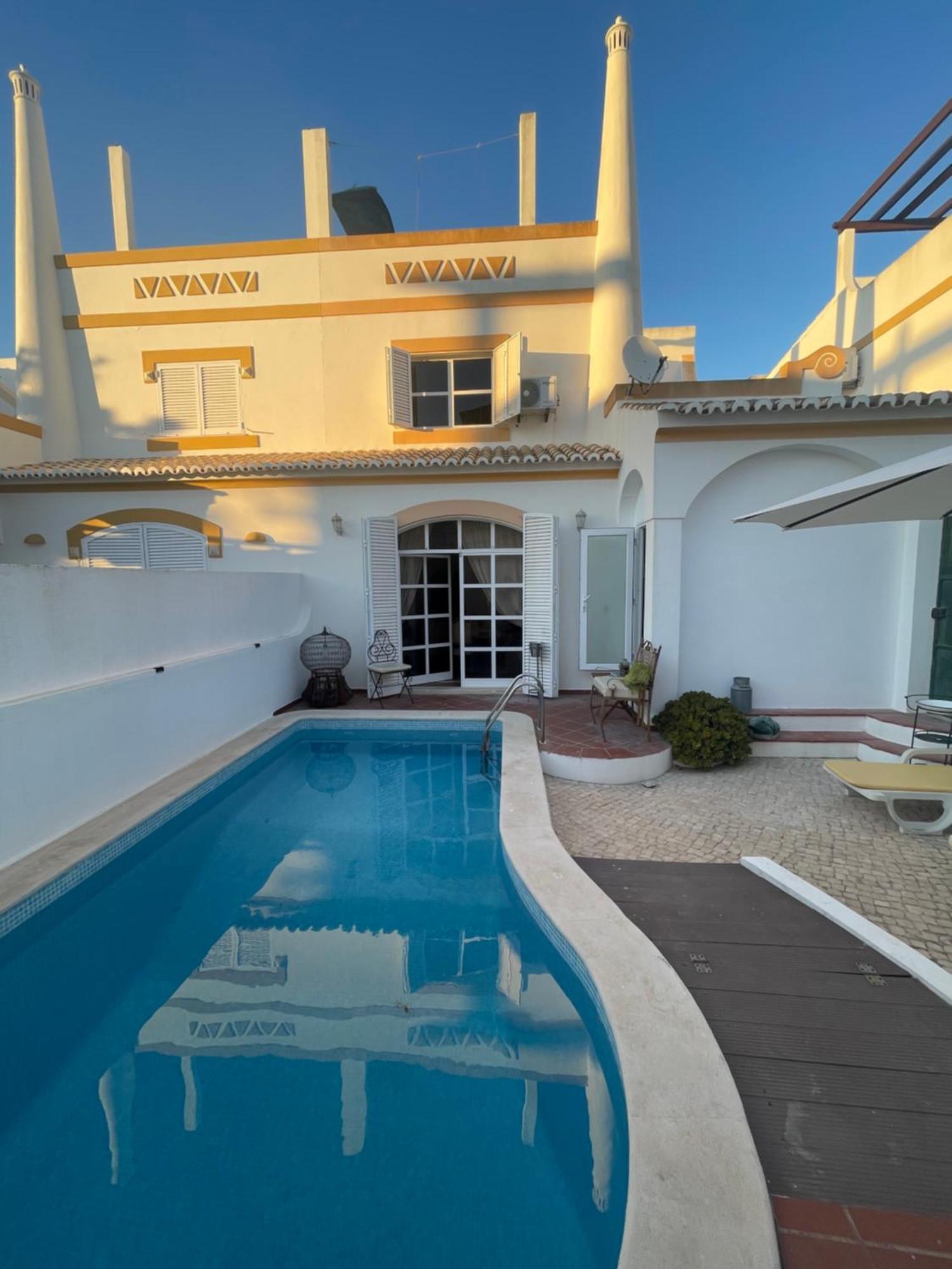 Villa 46 Hostel Лагуш Екстер'єр фото