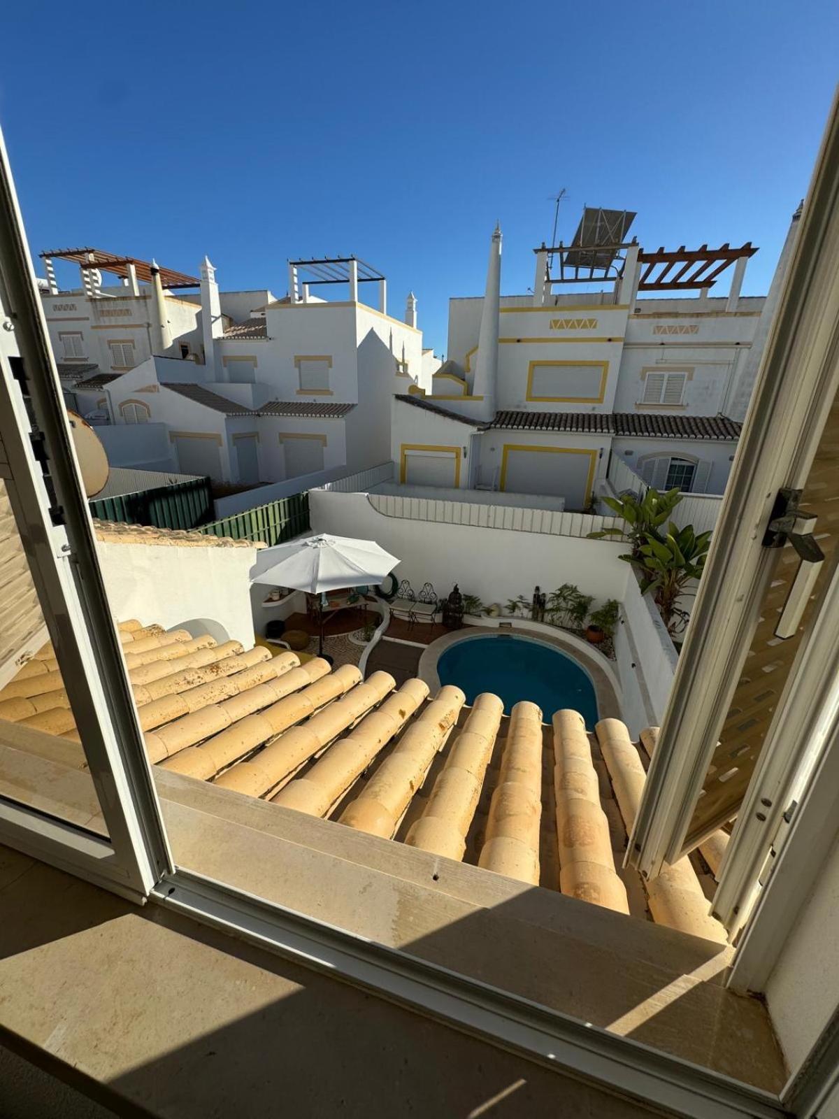 Villa 46 Hostel Лагуш Екстер'єр фото